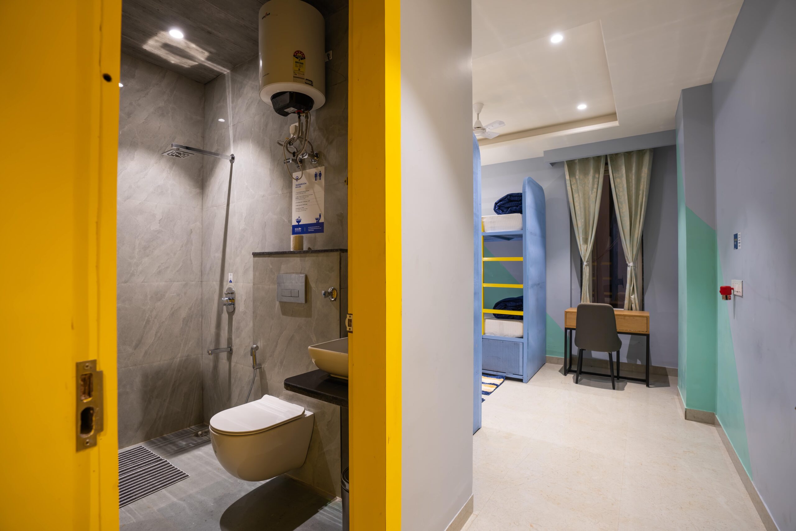 4-Bed-Mixed-Female-Dorm-Jaipur