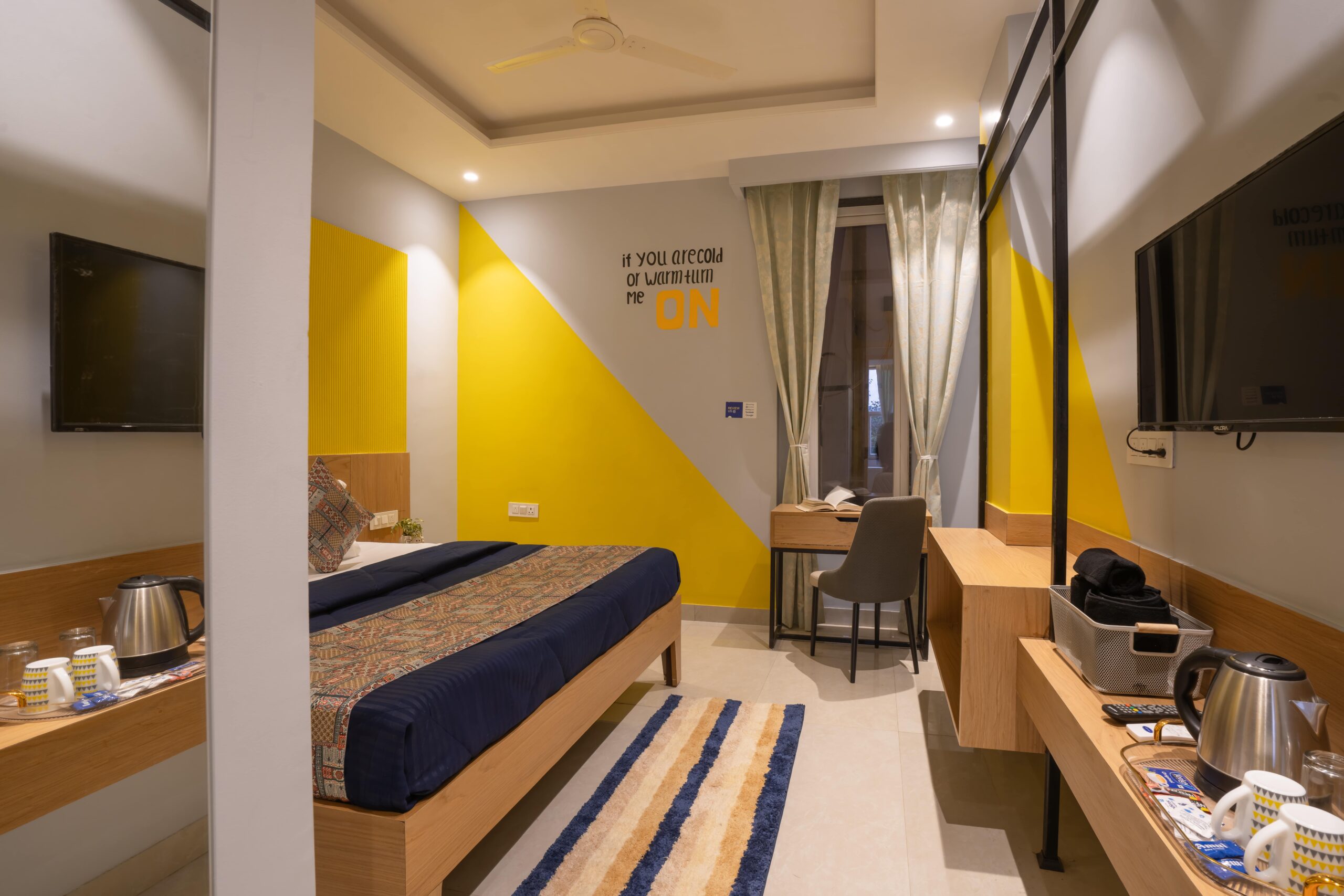 Deluxe-Double-Room-Jaipur
