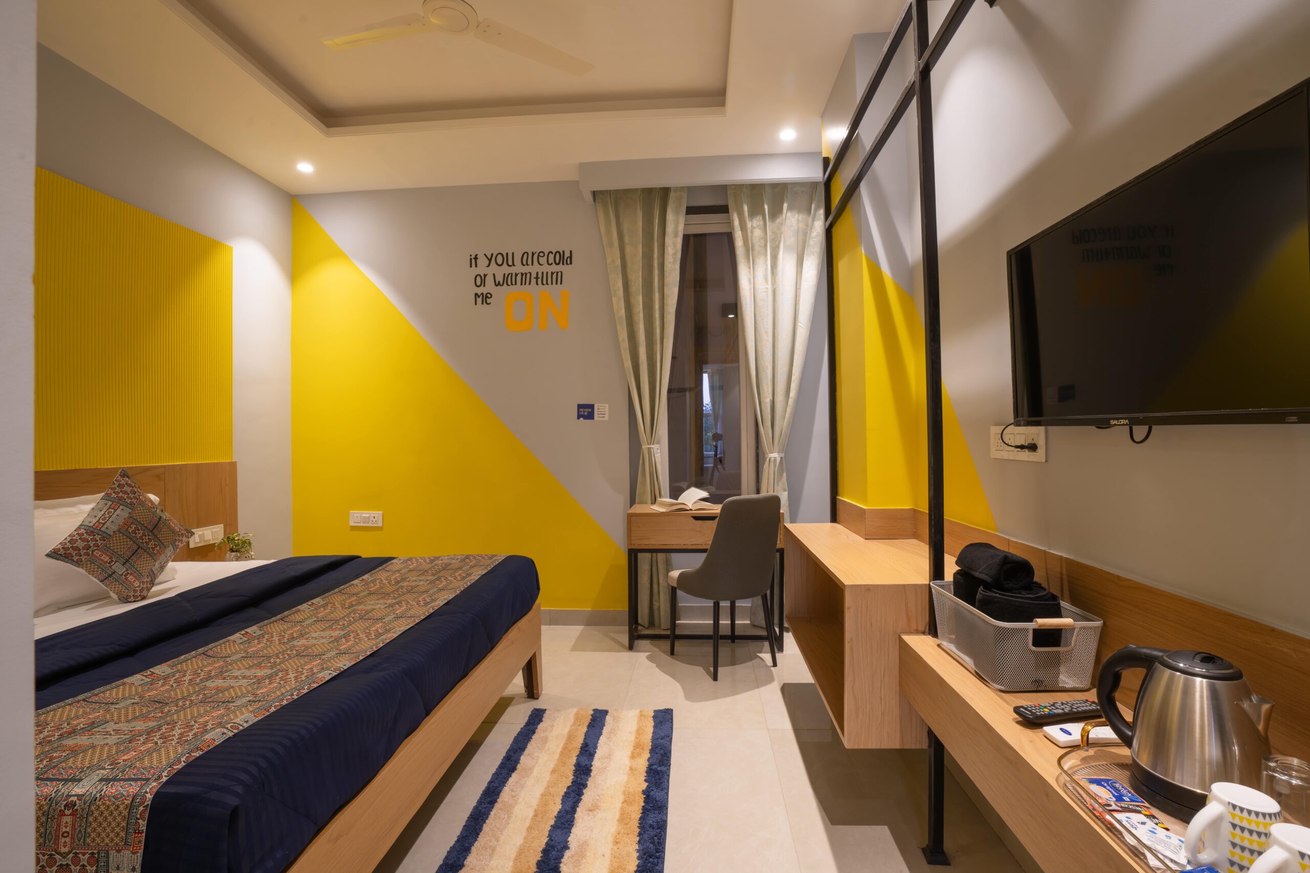 Deluxe-Double-Room-Jaipur