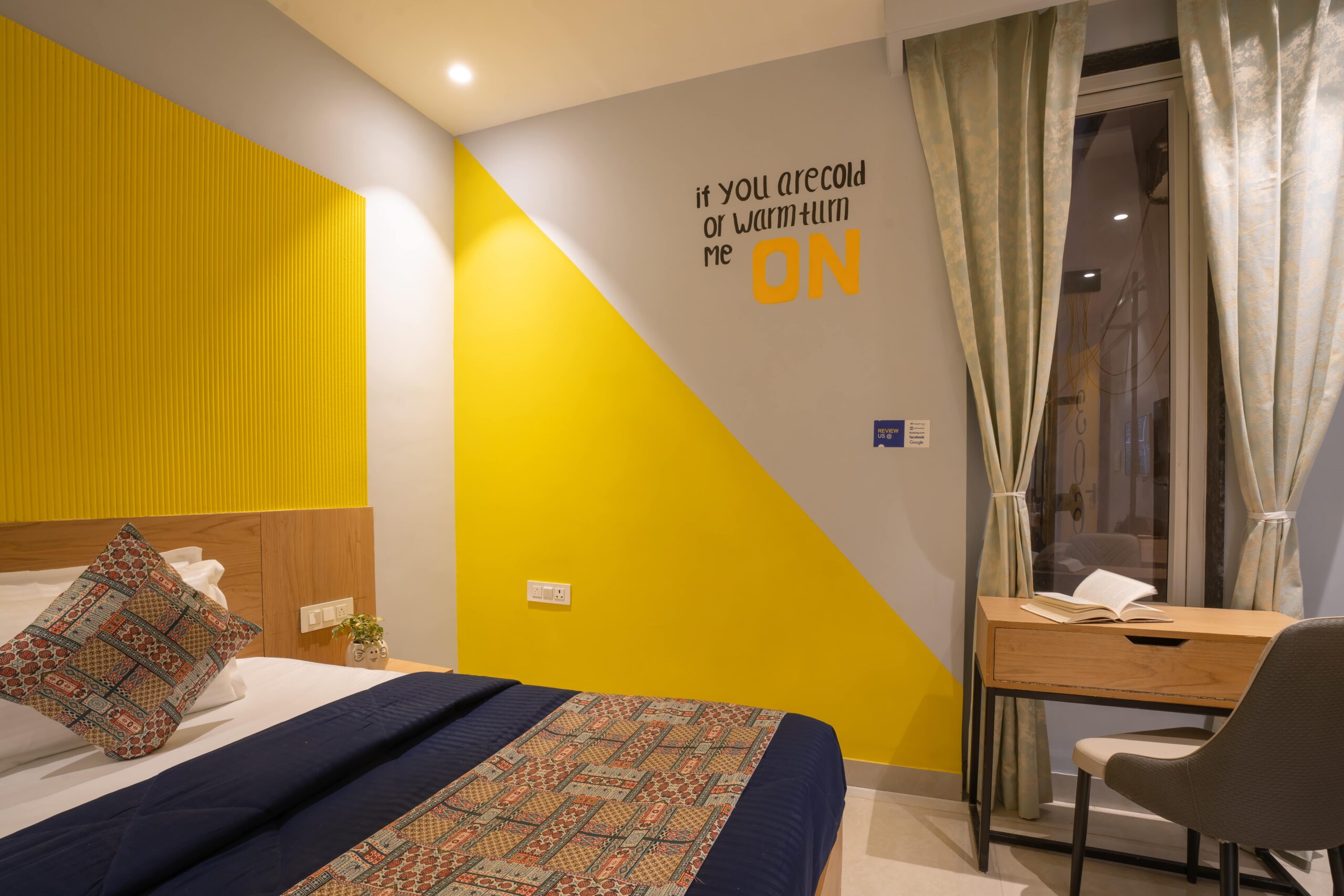 Deluxe-Double-Room-Jaipur