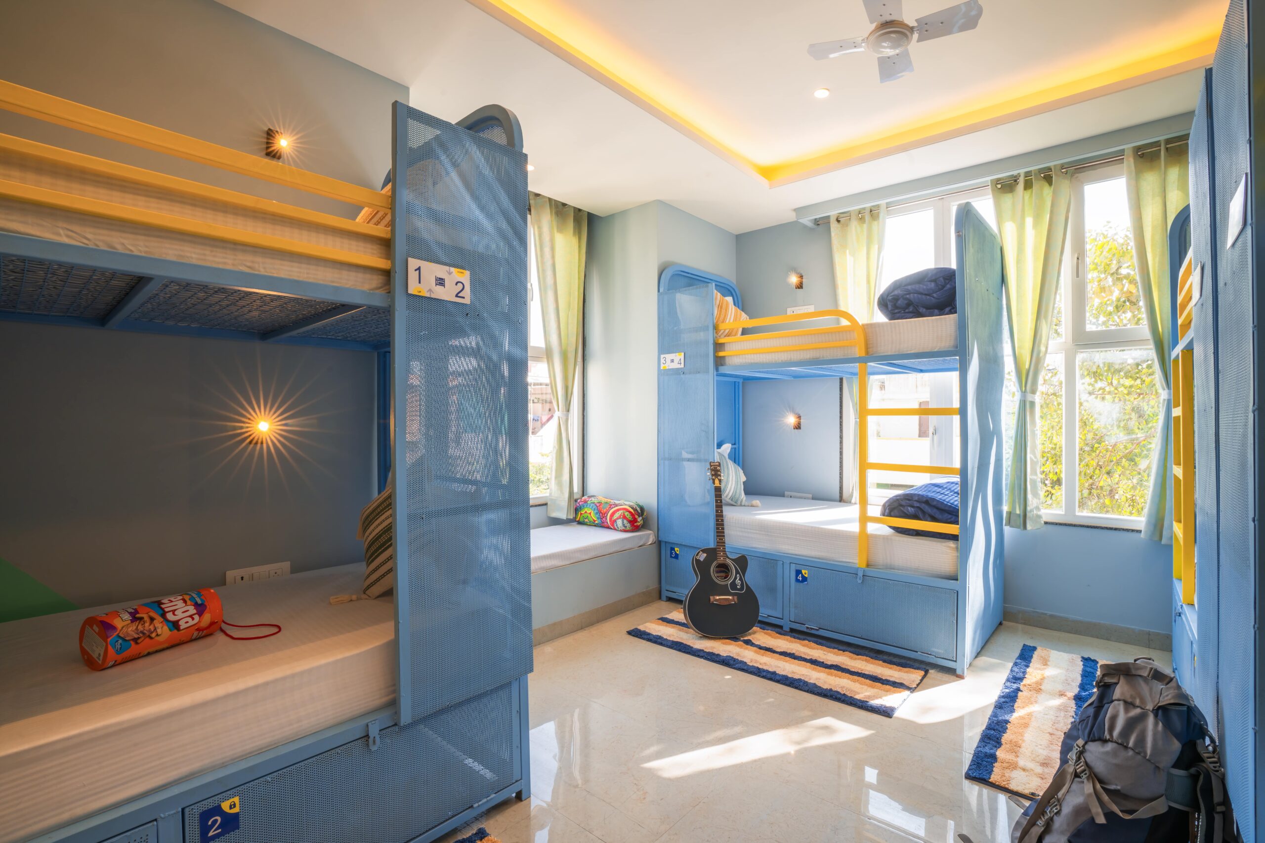 8-Bed-Mixed-Dormitory-Jaipur