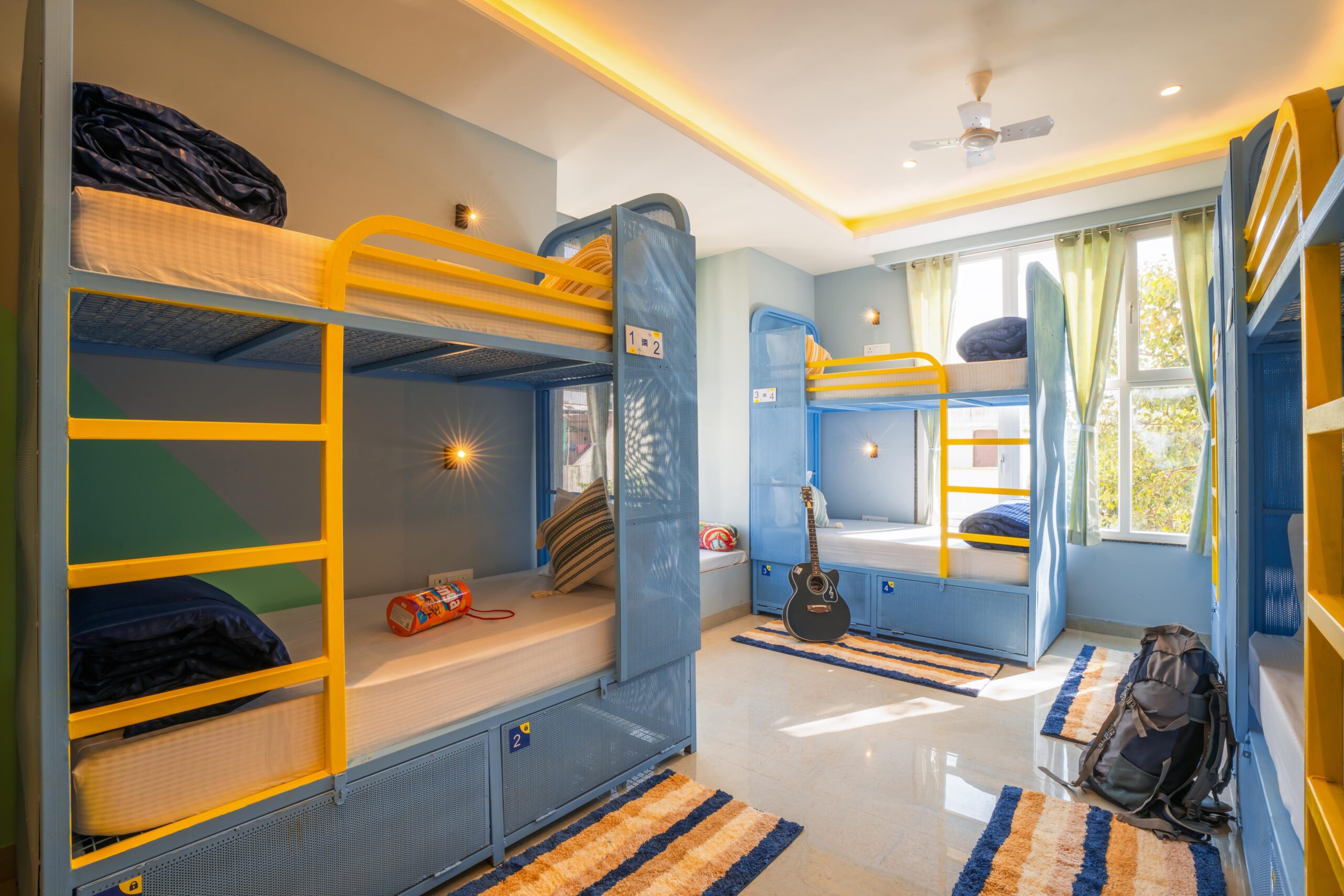 8-Bed-Mixed-Dormitory-Jaipur