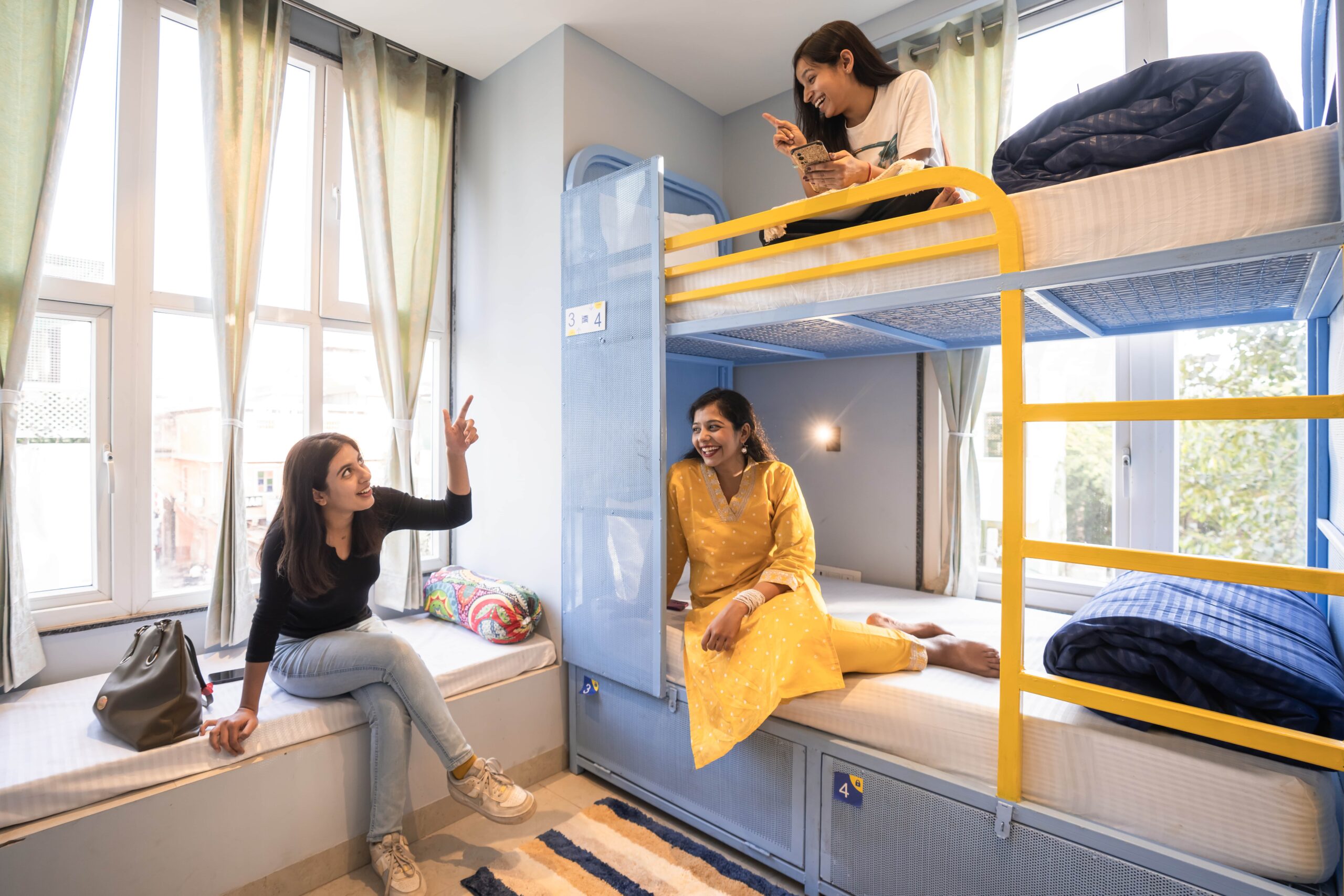 8-Bed-Mixed-Dormitory-Jaipur
