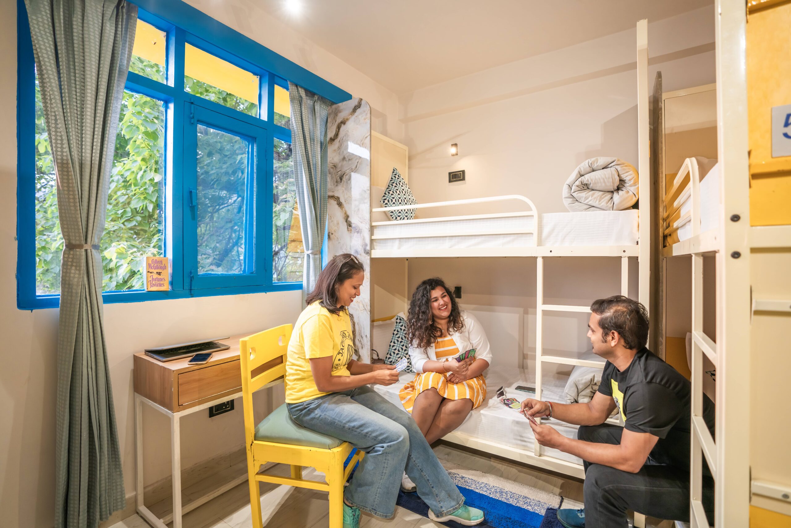 6-Bed-Mixed-Dormitory-Shimla