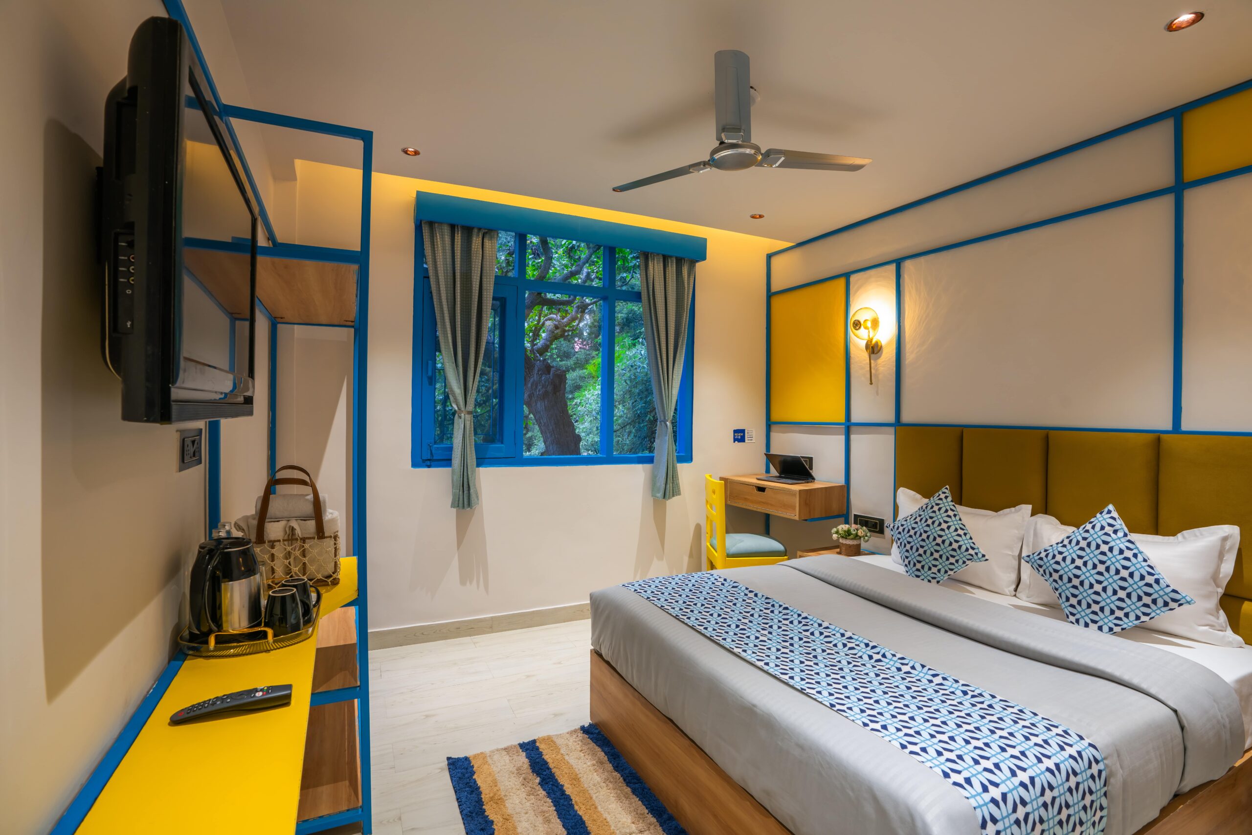 Deluxe-Double-Room-Shimla