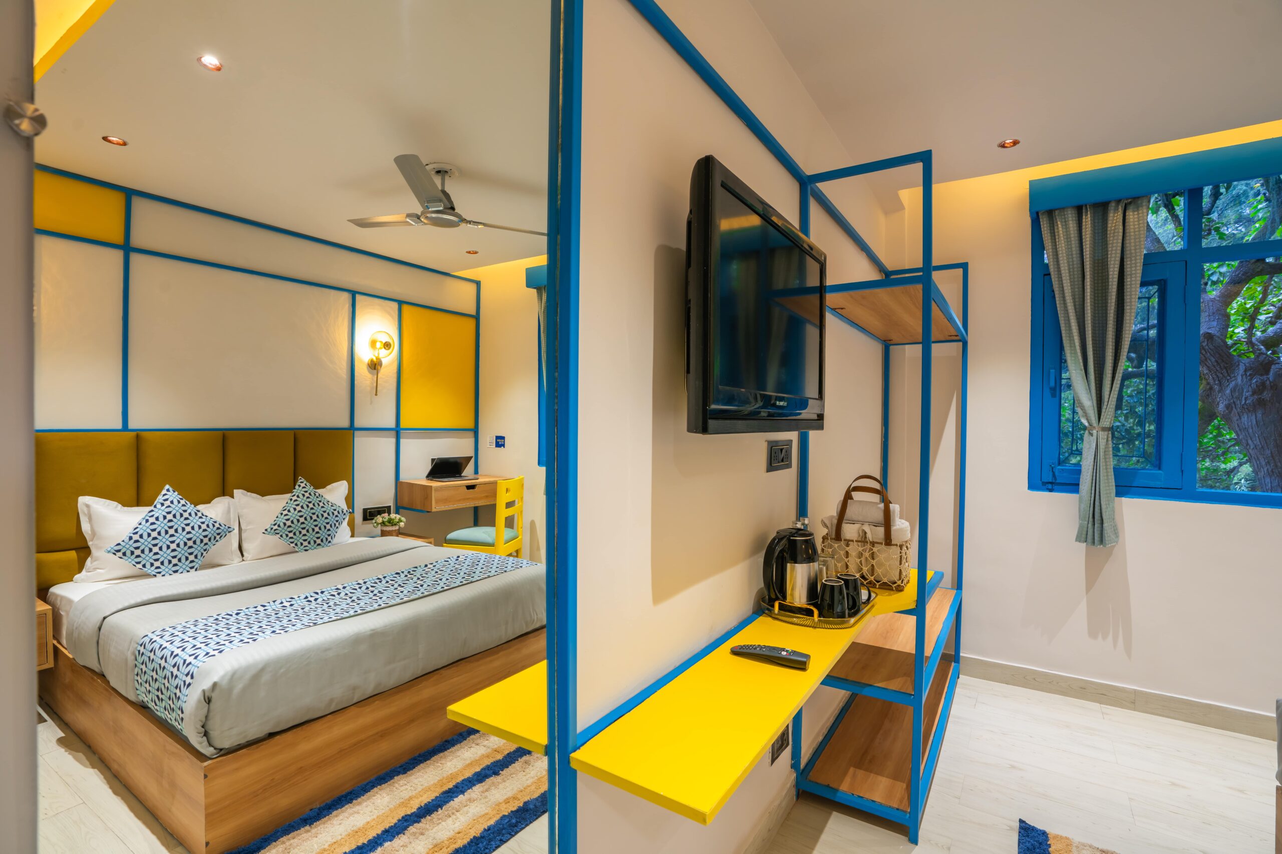 Deluxe-Double-Room-Shimla