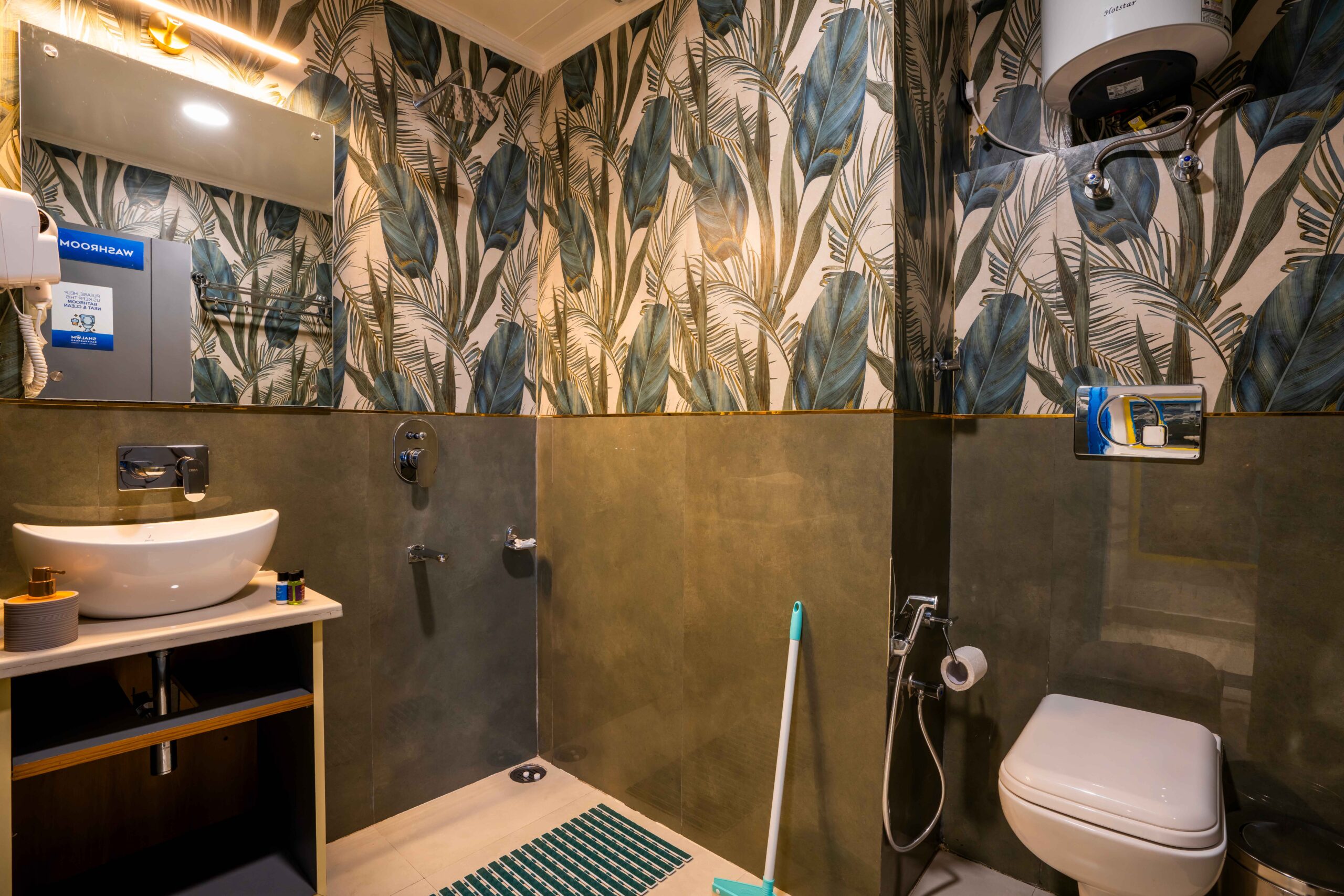Superior-Double-Room-Shimla