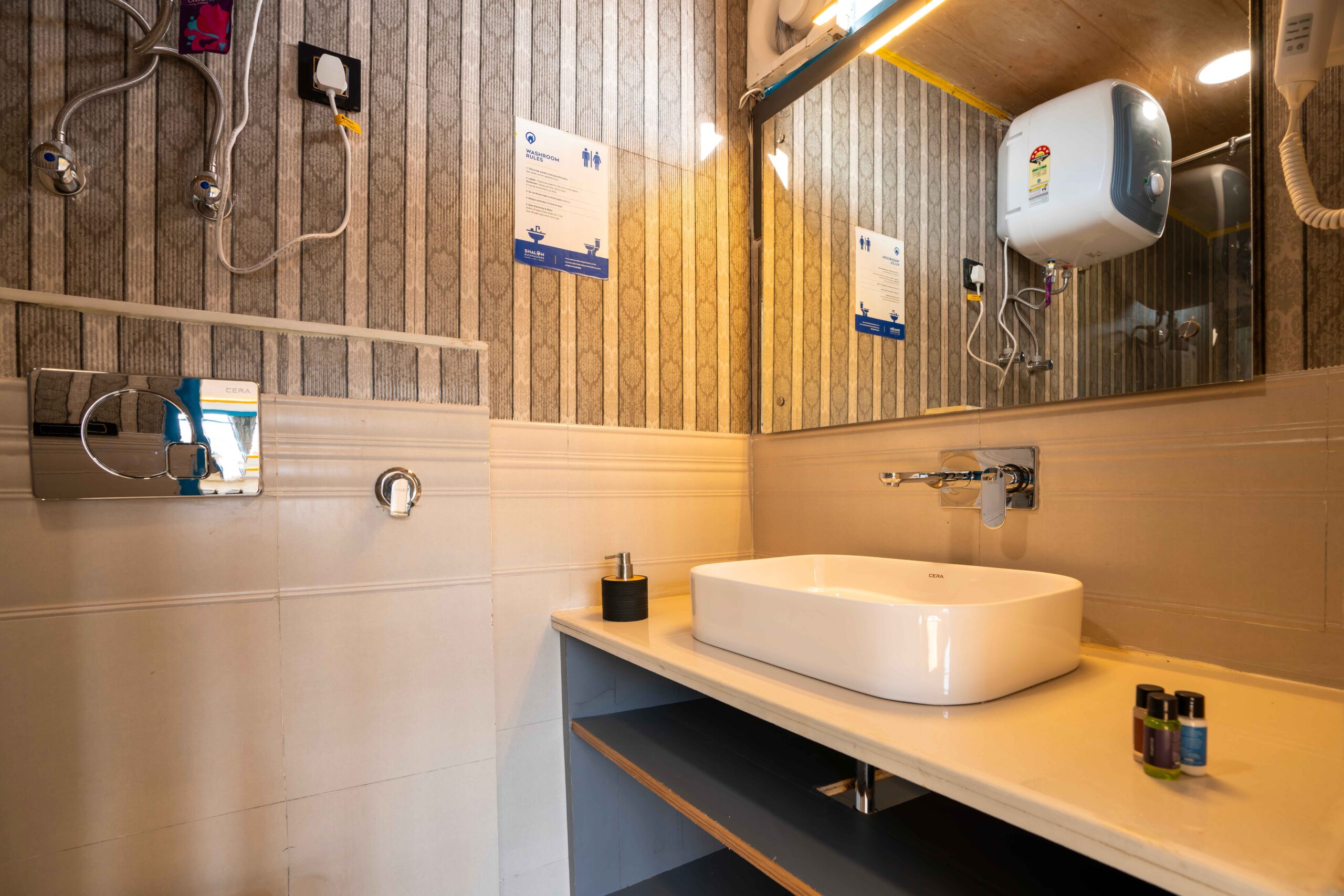 Deluxe-Executice-Room-Shimla