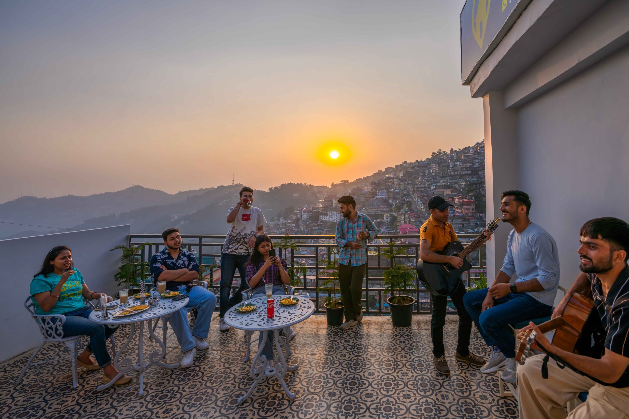 093_Rooftop_03_11zon