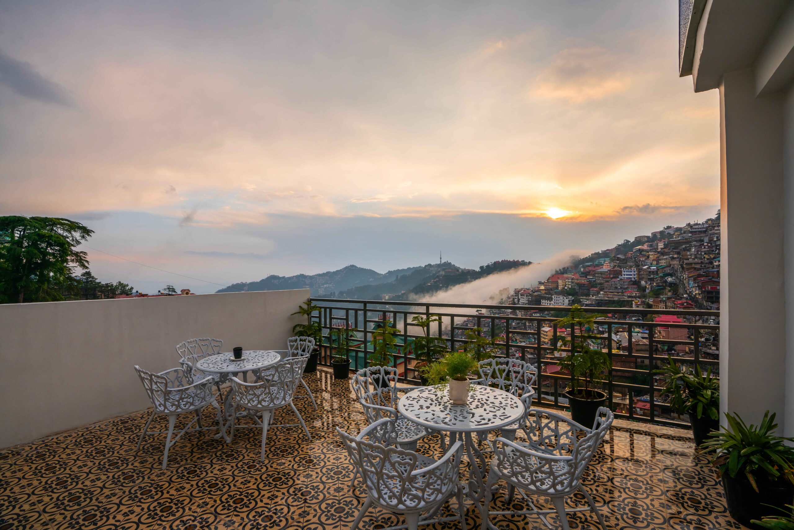 096_Rooftop_07_11zon
