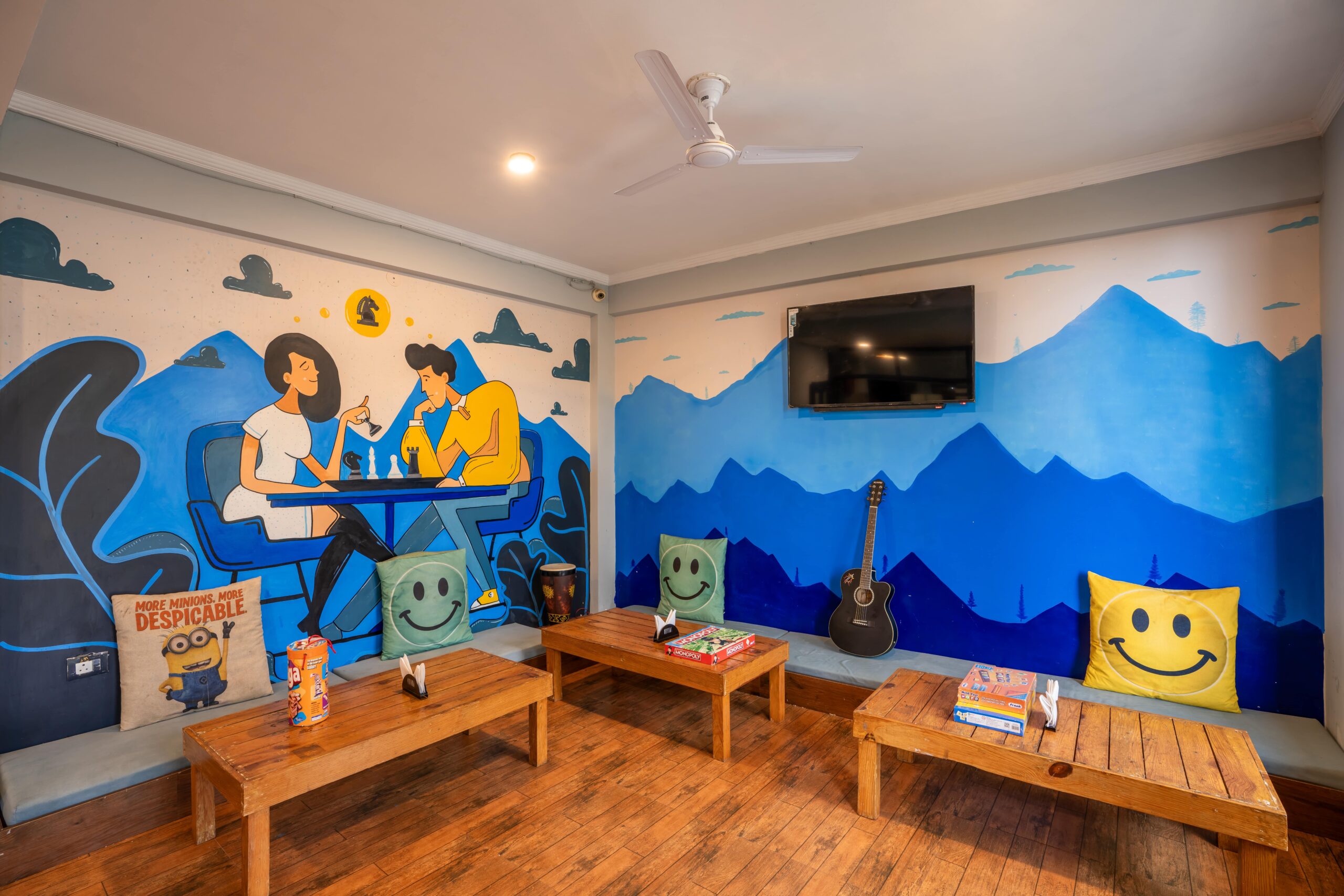 144_CommonRoom_03-min