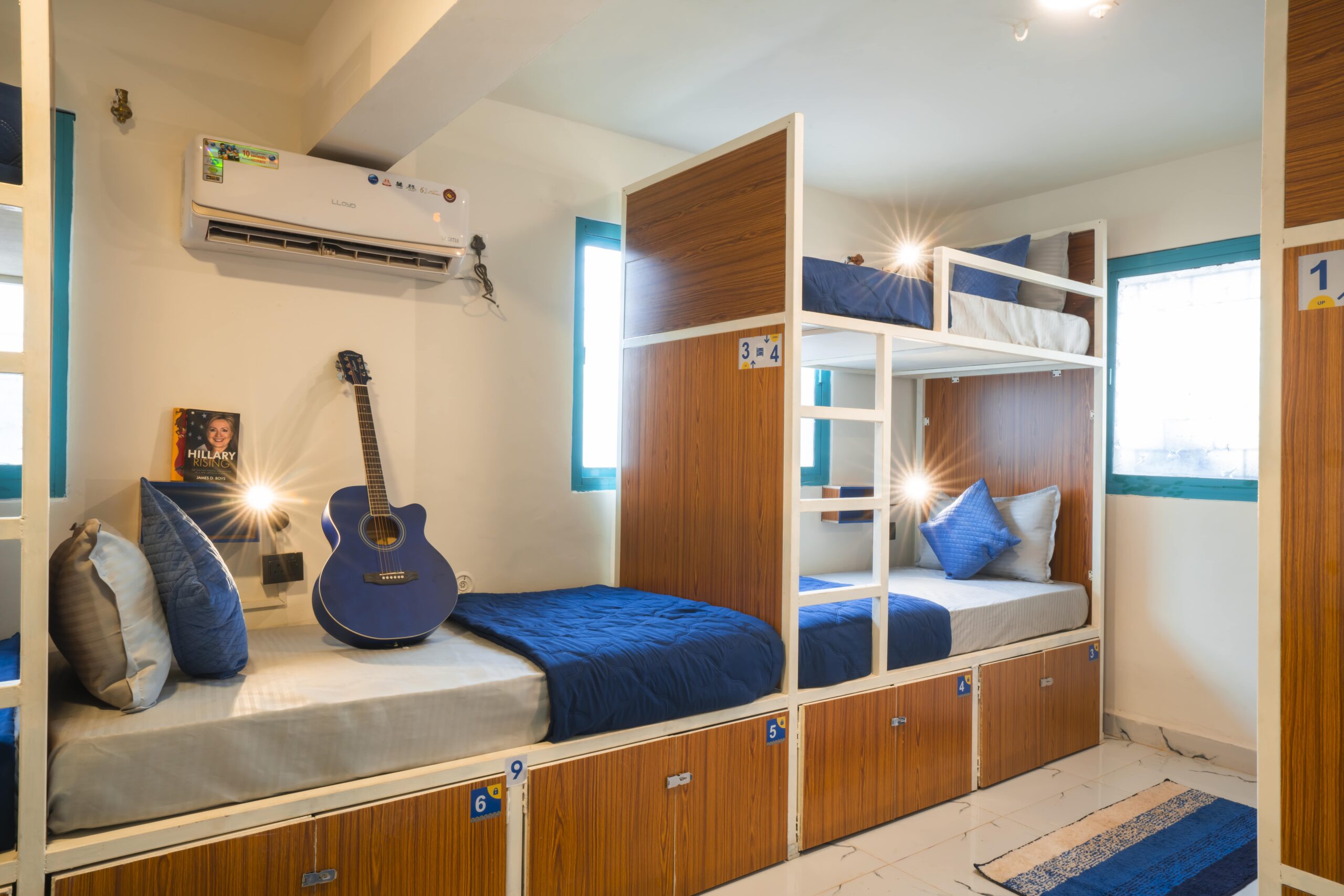Affordable 9-Bed Mixed Dorm | Shalom Backpackers Hostel Goa